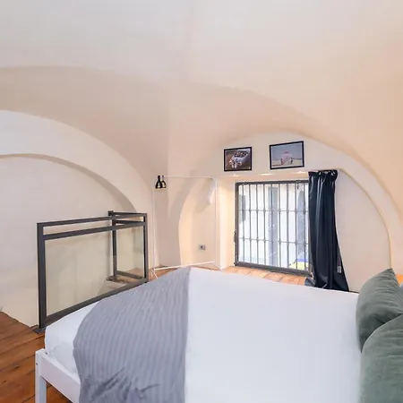 Carlina House 아파트